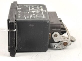 Luftwaffe, Schauzeichensatz, 5-fach. Gerät Nr.19-6822 A-2, verbaut in baut in: Heinkel He 219, Dornier Do 335, Junkers Ju 388. Funktion nicht geprüft