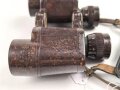 Dienstglas 6x 30 Wehrmacht in der seltenen Ausführung aus Preßstoff . Klare Durchsicht, gängig, sehr guter Gesamtzustand