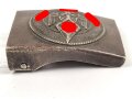 Koppelschloss für Angehörige der Hitlerjugend. Stark patineirtes Stück, Hersteller unleserlich