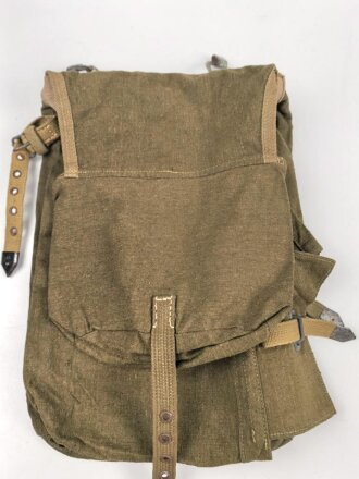 Pionier Rucksack für 3kg Ladungen und das Kochgeschirr. Späte Fertigung, ungebrauchtes Stück mit Reichsbetriebsnummer. Bei einer Seitentasche fehlt ein Verschlussbügel