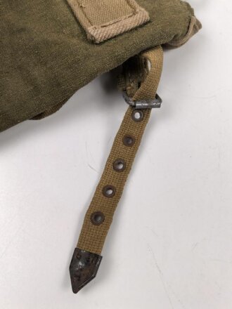Pionier Rucksack für 3kg Ladungen und das Kochgeschirr. Späte Fertigung, ungebrauchtes Stück mit Reichsbetriebsnummer. Bei einer Seitentasche fehlt ein Verschlussbügel