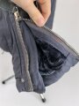 Luftwaffe , heizbare Kanaljacke für Jagdflieger. Sauberes Etikett mit Reichsbetriebsnummer, Alle Druckknöpfe und Reissverschlüsse gängig. Die Vorderseite ausgeblichen ?, sonst sehr guter Zustand