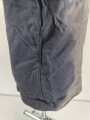 Luftwaffe , heizbare Kanaljacke für Jagdflieger. Sauberes Etikett mit Reichsbetriebsnummer, Alle Druckknöpfe und Reissverschlüsse gängig. Die Vorderseite ausgeblichen ?, sonst sehr guter Zustand