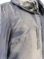 Luftwaffe , heizbare Kanaljacke für Jagdflieger. Sauberes Etikett mit Reichsbetriebsnummer, Alle Druckknöpfe und Reissverschlüsse gängig. Die Vorderseite ausgeblichen ?, sonst sehr guter Zustand