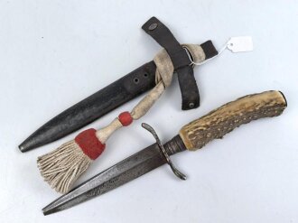 1. Weltkrieg Grabendolch mit Scheide und Troddel. Die Klinge vorne abgebrochen , Scheide Originallack " Uneroffizier Liebau"