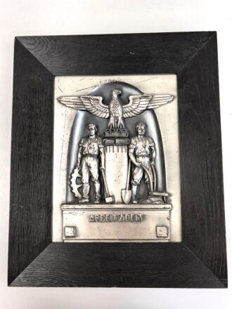 Grosse Wandplakette in zugehörigem Holzrahmen " Arbeit adelt" Maße 31 x 38cm, guter Zustand