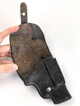 Kleine Pistolentasche  ohne Bezeichnung, Gesamthöhe 12,5cm