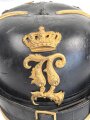 Bayern, Raupenhelm Modell 1868 für Artilleristen . Guter Gesamtzustand, die Raupe fehlt