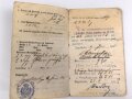 Bayern, Soldbuch eines Angehörigen im 13. Infanterie Regiment, ausgefertigt 1915. Gasschutzmaske geprüft im Stinkraum 1916, sonst wenige Einträge