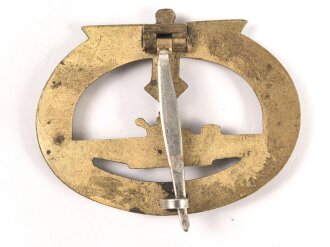 U Boot Kriegsabzeichen Buntmetall, in Pappschachtel. Ohne Herstellermarkierung, sehr guter Zustand