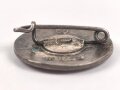Mitgliedsabzeichen für Angehörige der NSDAP. Hersteller M1/52. Getragenes Stück