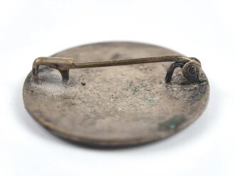 Deutsches Rotes Kreuz, Brosche " Helferin"