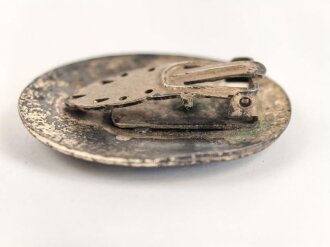 Deutschland nach 1945, Brosche Bayrisches Rotes Kreuz. Ungereinigtes Stück