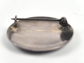 Deutsches Rotes Kreuz, Brosche " Helferin" 31mm