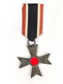Kriegsverdienstkreuz 1939,  2. Klasse. Buntmetall, an frühem Band
