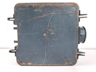 Umformer U 30 b datiert 1945. Gehäuse überlackiert. Funktion nicht geprüft
