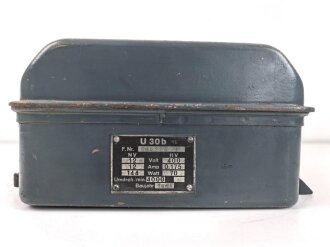 Umformer U 30 b datiert 1945. Gehäuse...