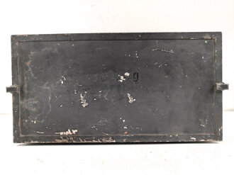20 Watt Sender g ( 20 W.S.g) datiert 1944, Originallack, Funktion nicht geprüft. Mit  Deckel. Ungereinigtes Stück