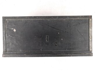 20 Watt Sender g ( 20 W.S.g) datiert 1944, Originallack, Funktion nicht geprüft. Mit  Deckel. Ungereinigtes Stück
