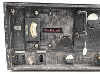 20 Watt Sender g ( 20 W.S.g) datiert 1944, Originallack, Funktion nicht geprüft. Mit  Deckel. Ungereinigtes Stück