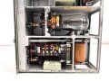 20 Watt Sender g ( 20 W.S.g) datiert 1944, Originallack, Funktion nicht geprüft. Mit  Deckel. Ungereinigtes Stück
