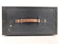 20 Watt Sender g ( 20 W.S.g) datiert 1944, Originallack, Funktion nicht geprüft. Mit  Deckel. Ungereinigtes Stück