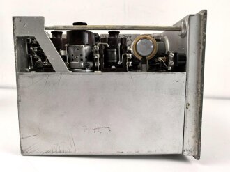 UKW Empfänger c1 , Ekw.E.c1/ 24b-326 datiert 1937.  Frontplatte Originallack, Funktion nicht geprüft. seltenes, frühes Stück