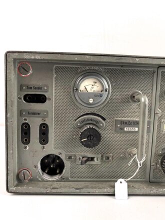 UKW Empfänger c1 , Ekw.E.c1/ 24b-326 datiert 1937.  Frontplatte Originallack, Funktion nicht geprüft. seltenes, frühes Stück
