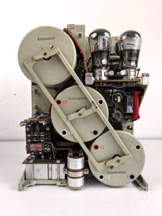 Telefunken 5 Watt Sender / 24b - 104 datiert 1937. Originallack, Funktion nicht geprüft. Seltenes Gerät