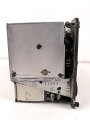 Funksprechgerät f ( Fusprech f. ) datiert 1944. Bordfunkgerät in Panzerspähwagen. Originallack, zum kleinen Teil beilackiert. Funktion nicht geprüft