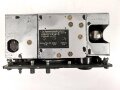 Funksprechgerät f ( Fusprech f. ) datiert 1944. Bordfunkgerät in Panzerspähwagen. Originallack, zum kleinen Teil beilackiert. Funktion nicht geprüft