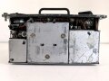 Funksprechgerät f ( Fusprech f. ) datiert 1943. Bordfunkgerät in Panzerspähwagen. Originallack, ungewöhnliche Anschlussbuchse. Funktion nicht geprüft