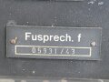 Funksprechgerät f ( Fusprech f. ) datiert 1943. Bordfunkgerät in Panzerspähwagen. Originallack, ungewöhnliche Anschlussbuchse. Funktion nicht geprüft