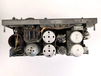 30 Watt Sender a datiert 1944 ( Panzerfunk ) Originallack, Funktion nicht geprüft