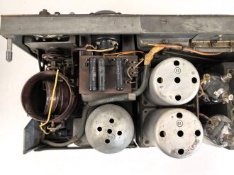 30 Watt Sender a datiert 1944 ( Panzerfunk ) Originallack, Funktion nicht geprüft