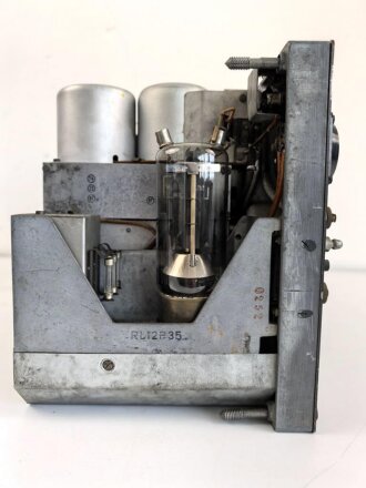 30 Watt Sender a datiert 1944 ( Panzerfunk ) Originallack, Funktion nicht geprüft