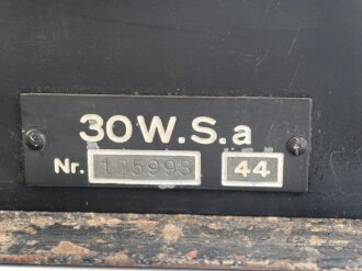 30 Watt Sender a datiert 1944 ( Panzerfunk )...