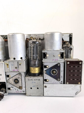 30 Watt Sender a datiert 1940 ( Panzerfunk ) Frontplatte Originallack, Gehäuse alt überlackiert, Funktion nicht geprüft
