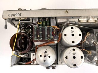 30 Watt Sender a datiert 1940 ( Panzerfunk ) Frontplatte Originallack, Gehäuse alt überlackiert, Funktion nicht geprüft