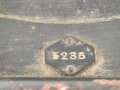 100 Watt Sender Wehrmacht datiert 1944. Originallack, mit nummerngleichem Deckel. Funktion nicht geprüft
