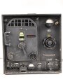 100 Watt Sender Wehrmacht datiert 1944. Originallack, mit nummerngleichem Deckel. Funktion nicht geprüft