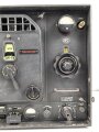 100 Watt Sender Wehrmacht datiert 1944. Originallack, mit nummerngleichem Deckel. Funktion nicht geprüft