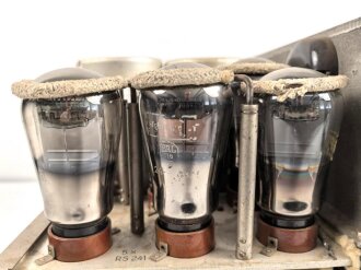 30 Watt Sender / 24 - 120 datiert 1937 ( Panzerfunk ) Originallack, seltenes, frühes Gerät, Funktion nicht geprüft