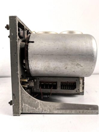 30 Watt Sender / 24 - 120 datiert 1937 ( Panzerfunk ) Originallack, seltenes, frühes Gerät, Funktion nicht geprüft