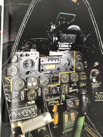 "Im Cockpit - Jagd- und Kampfflugzeuge des II. Weltkriegs" 176 Seiten, DIN A4