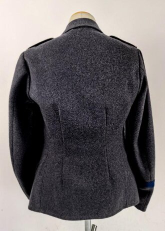 Luftwaffe, Division " Hermann Göring" Fliegerbluse für einen Obergefreiten. Sehr guter Zustand, die Effekten original vernäht, lediglich die vordere Knopfreihe wurde unsachgemäß versetzt.