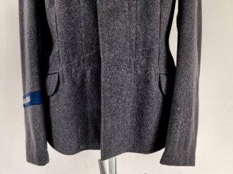 Luftwaffe, Division " Hermann Göring" Fliegerbluse für einen Obergefreiten. Sehr guter Zustand, die Effekten original vernäht, lediglich die vordere Knopfreihe wurde unsachgemäß versetzt.