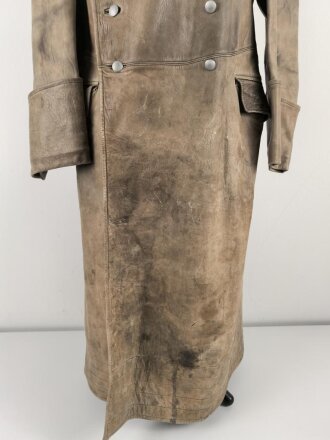 Leder Mantel wie Wehrmacht. Eventuell Eigentumstück ? Guter Gesamtzustand