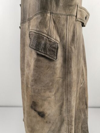 Leder Mantel wie Wehrmacht. Eventuell Eigentumstück ? Guter Gesamtzustand