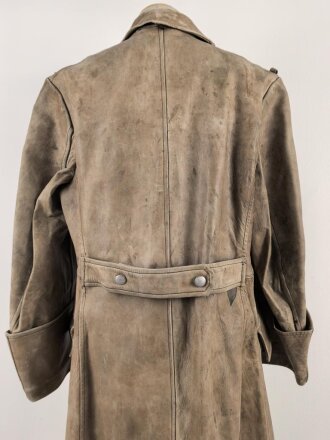 Leder Mantel wie Wehrmacht. Eventuell Eigentumstück ? Guter Gesamtzustand
